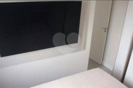 Apartamento à venda com 2 quartos em Parque Reboucas, São Paulo, SP