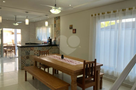 Casa à venda com 4 quartos, sendo 2 suítes,  no condomínio Morada da Praia, Bertioga - SP