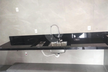 Casa à venda com 3 quartos, sendo 1 suíte,  no condomínio Horto Florestal Villagio, Sorocaba - SP