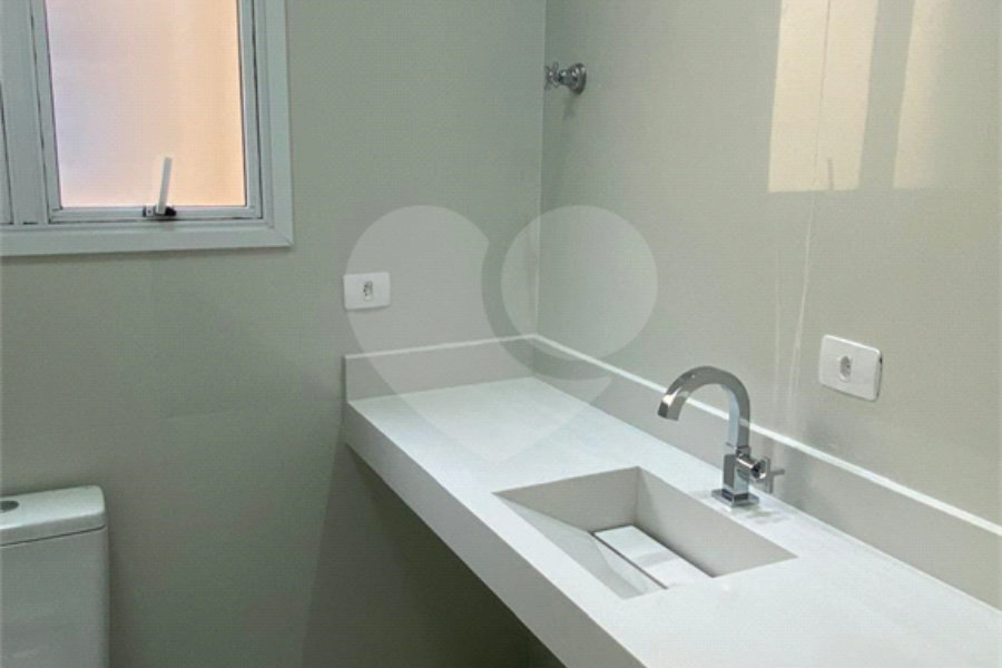 Sobrado à venda com 3 quartos, sendo 1 suíte,  em Santana, São Paulo, SP