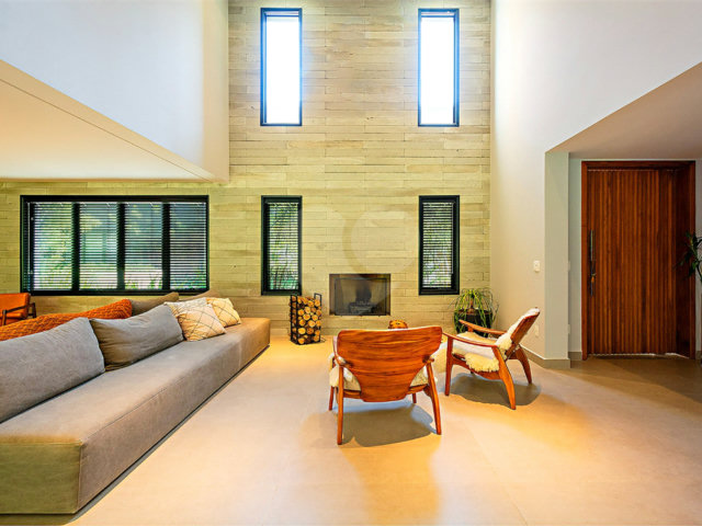 Casa à venda com 3 suítes no condomínio Reserva 8, São Paulo - SP