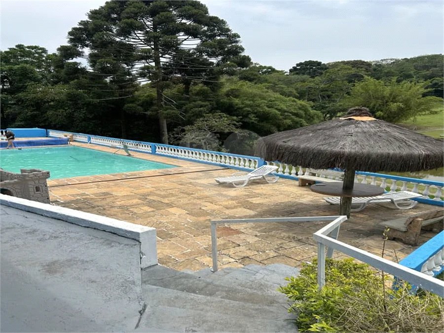 Sítio à venda com 5 quartos, sendo 2 suítes,  em Marmeleiro, São Roque, SP