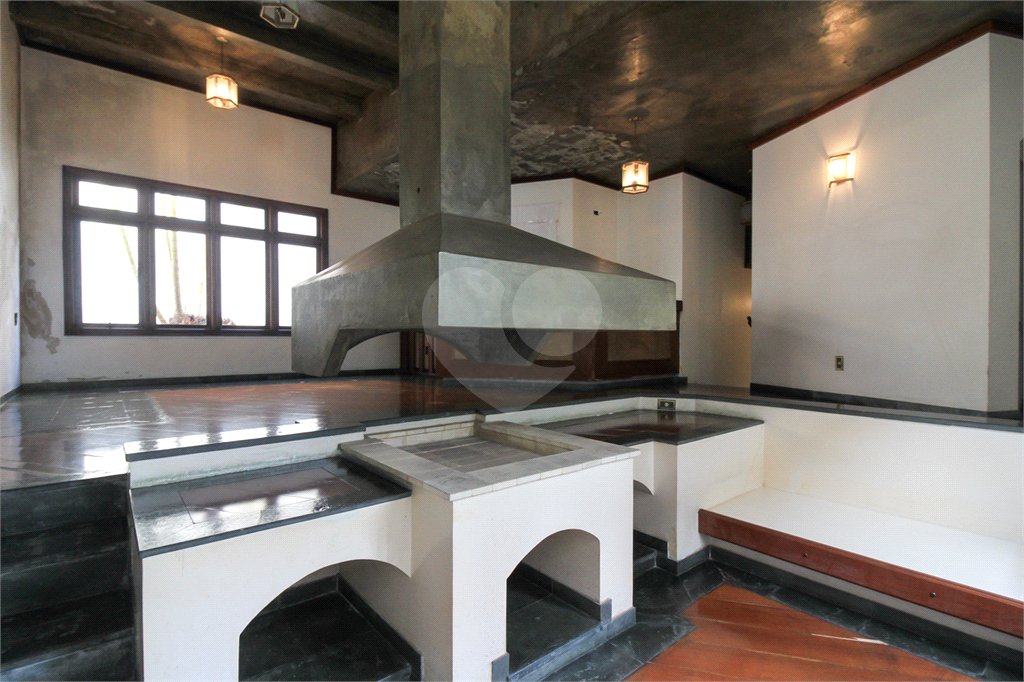 Casa à venda com 5 quartos, sendo 3 suítes, em Jardim São Bento, São Paulo, SP