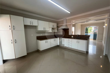 Casa à venda com 2 quartos em Jardim Itália, Itapetininga, SP