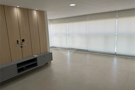 Apartamento à venda ou para alugar com 2 suítes em Vila Olímpia, São Paulo, SP
