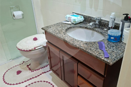Apartamento à venda com 2 quartos em Parque Maria Domitila, São Paulo, SP