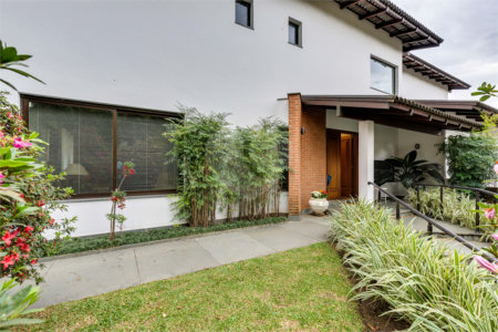 Casa à venda com 4 suítes em Alto da Boa Vista, São Paulo, SP