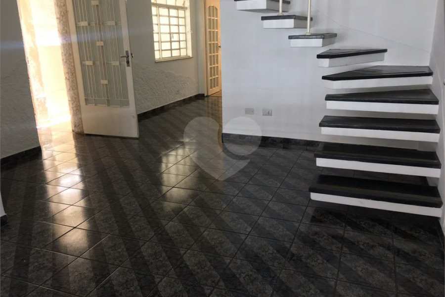 Casa à venda com 3 quartos, sendo 1 suíte, em Jardim São Paulo(zona Norte), São Paulo, SP