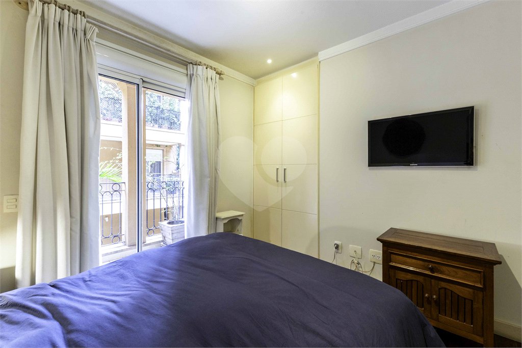 Duplex para alugar com 4 quartos, sendo 3 suítes, em Alto de Pinheiros, São Paulo, SP