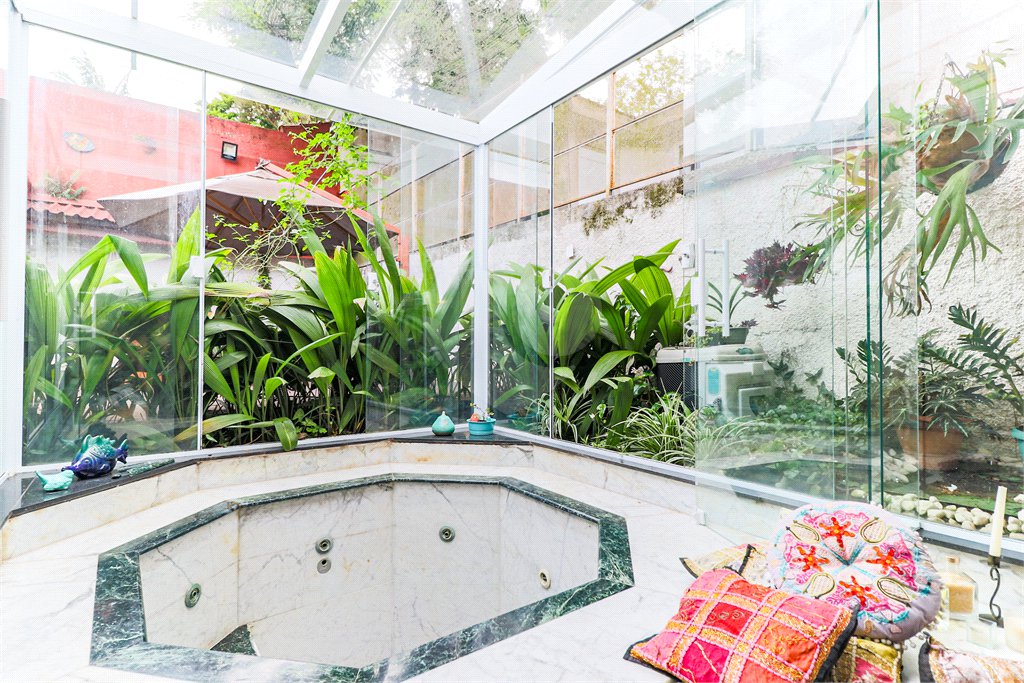 Casa à venda com 3 quartos em Chácara Flora, São Paulo, SP