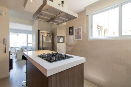 Apartamento à venda com 3 quartos, sendo 1 suíte, em Jardim Zaira, Guarulhos, SP