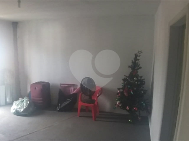 Sobrado à venda com 5 quartos, sendo 4 suítes,  em Parada Inglesa, São Paulo, SP
