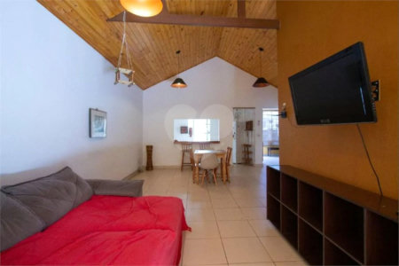 Casa Térrea à venda com 1 suíte em Vila Romana, São Paulo, SP