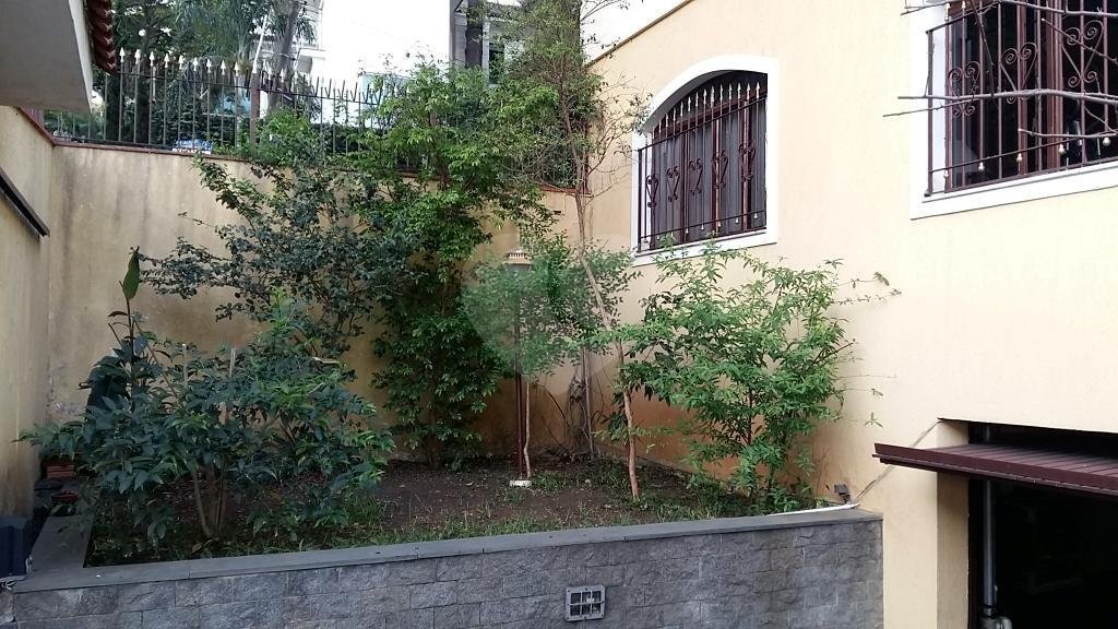 Sobrado à venda com 4 quartos, sendo 2 suítes, em Tremembé, São Paulo, SP