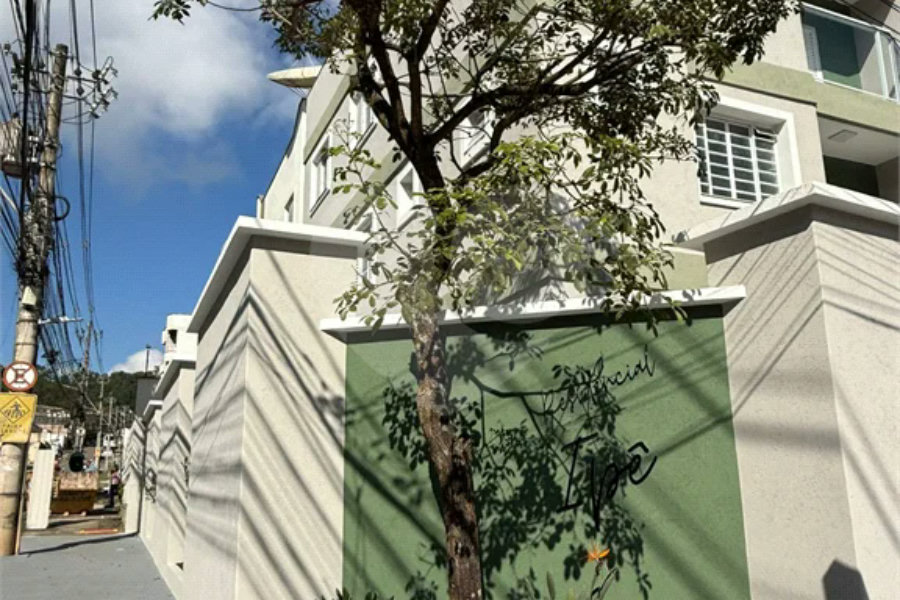 Vendo Apartamento Novo – 80m² de Conforto e Praticidade!