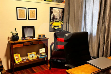 Apartamento à venda com 3 quartos, sendo 2 suítes,  em Alto da Lapa, São Paulo, SP
