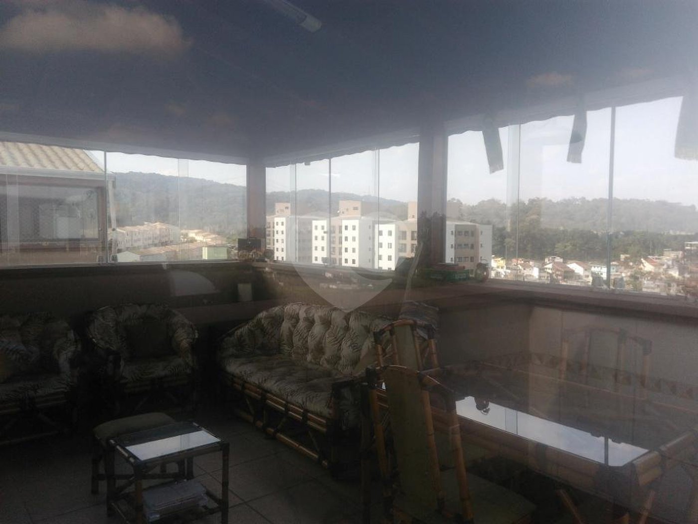 Casa à venda com 3 quartos, sendo 1 suíte,  no condomínio Algarve Residencial, São Paulo - SP