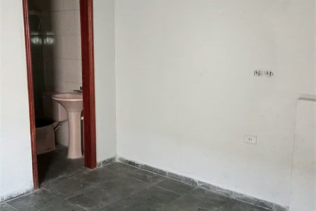 Casa à venda com 3 quartos, sendo 2 suítes, em Jardim Maria Duarte, São Paulo, SP