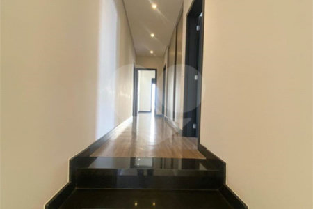 Casa à venda com 4 suítes no condomínio Campo de Toscana, Vinhedo - SP