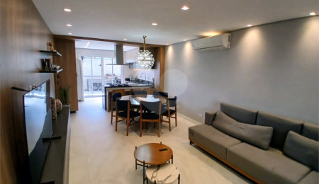 Casa à venda com 3 quartos, sendo 1 suíte, em Perdizes, São Paulo, SP