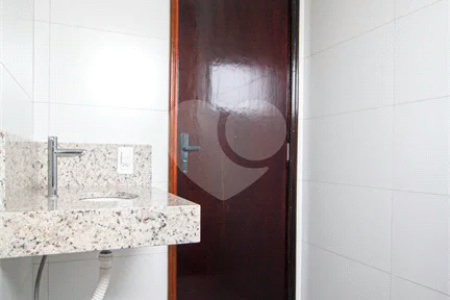 Sobrado à venda com 4 quartos, sendo 1 suíte,  em Jardim Peri Peri, São Paulo, SP