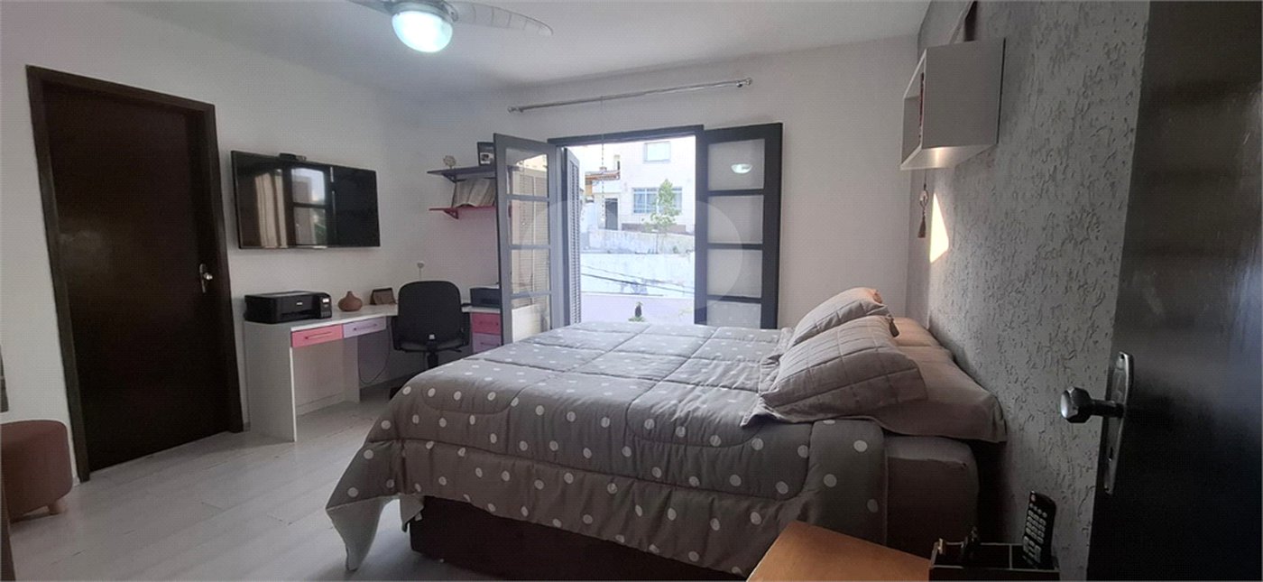 Casa à venda com 4 quartos, sendo 2 suítes, em Mandaqui, São Paulo, SP