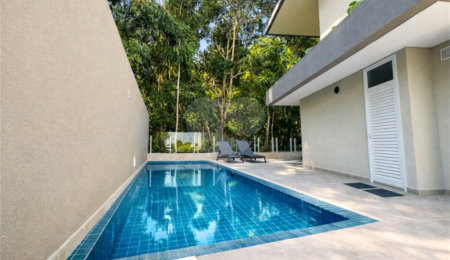Casa à venda com 6 suítes no condomínio Riviera de São Loureço, Bertioga - SP