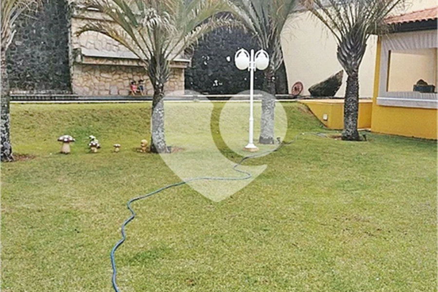 Casa à venda com 4 quartos, sendo 3 suítes, em Luiz Fagundes, Mairiporã, SP