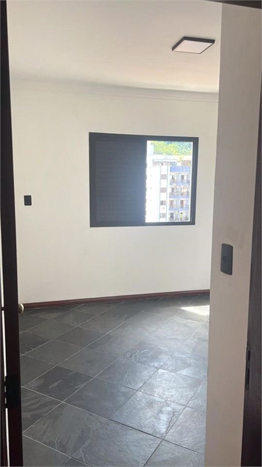 Apartamento com 2 dormitórios para alugar, 66 m² por R$ 3.690,00 - Marapé - Santos/SP