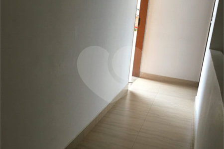 Sobrado à venda com 3 suítes em Vila Nivi, São Paulo, SP