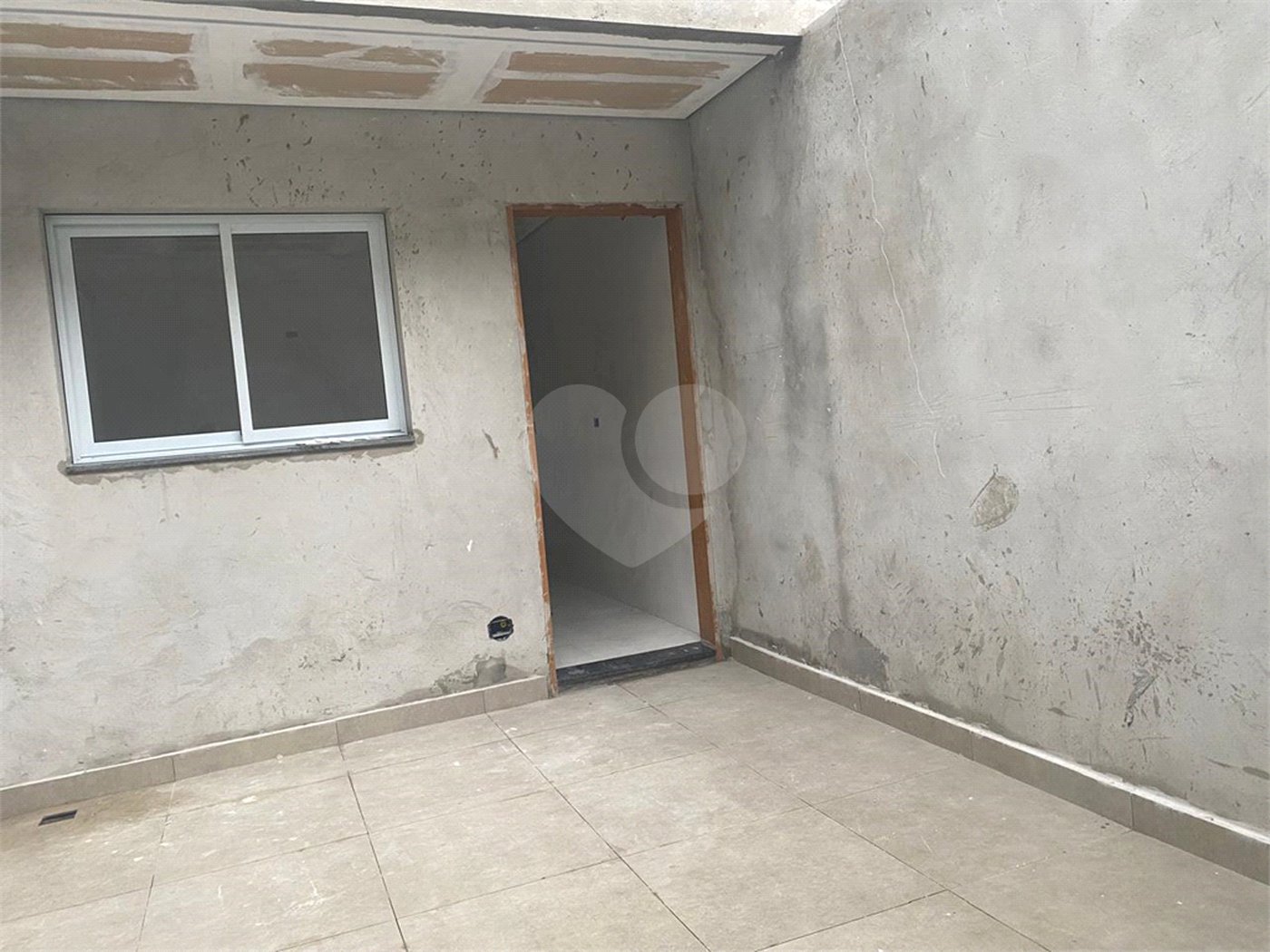 Sobrado à venda com 3 quartos, sendo 1 suíte, em Campo Grande, São Paulo, SP
