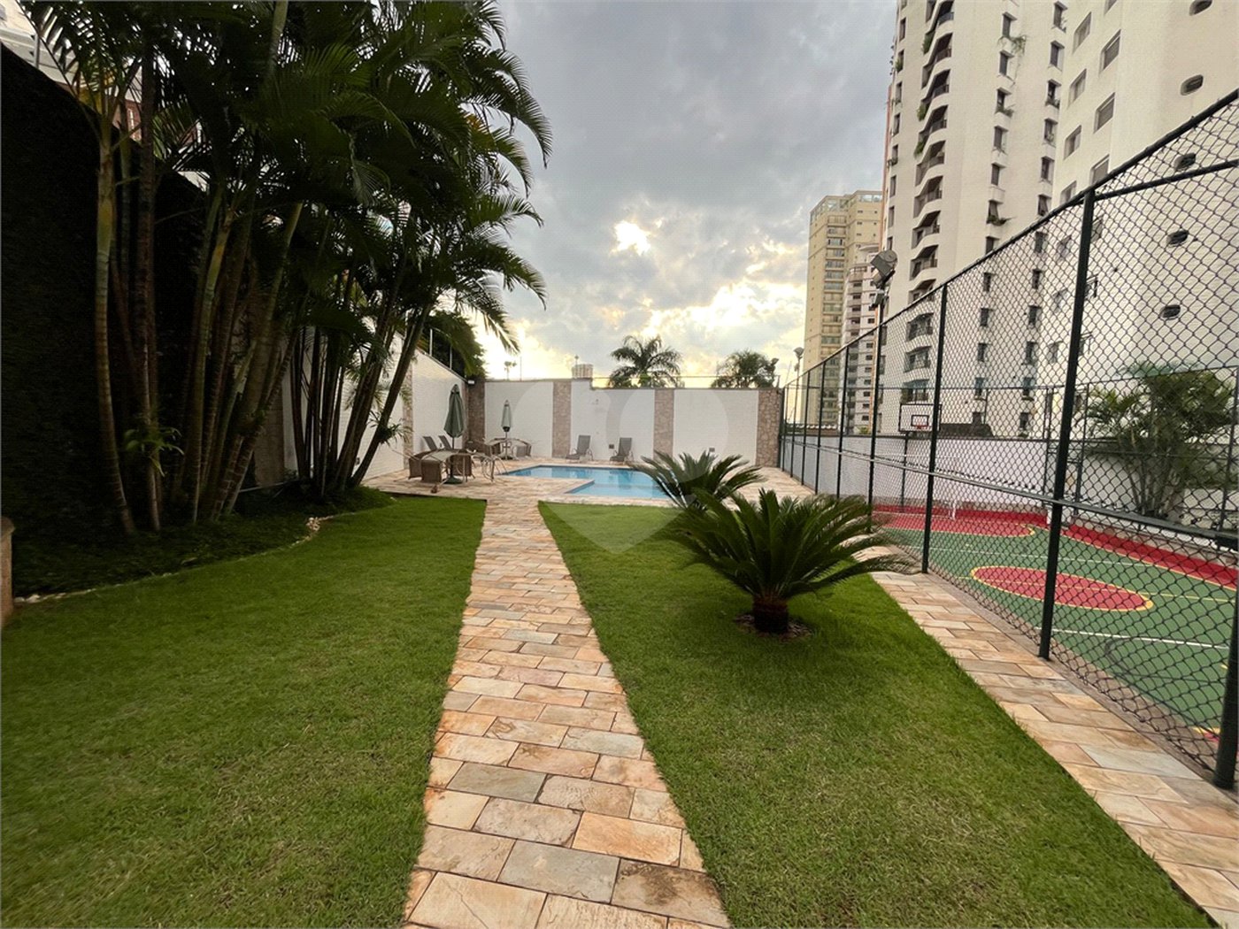 Apartamento à venda com 3 suítes em Santana, São Paulo, SP