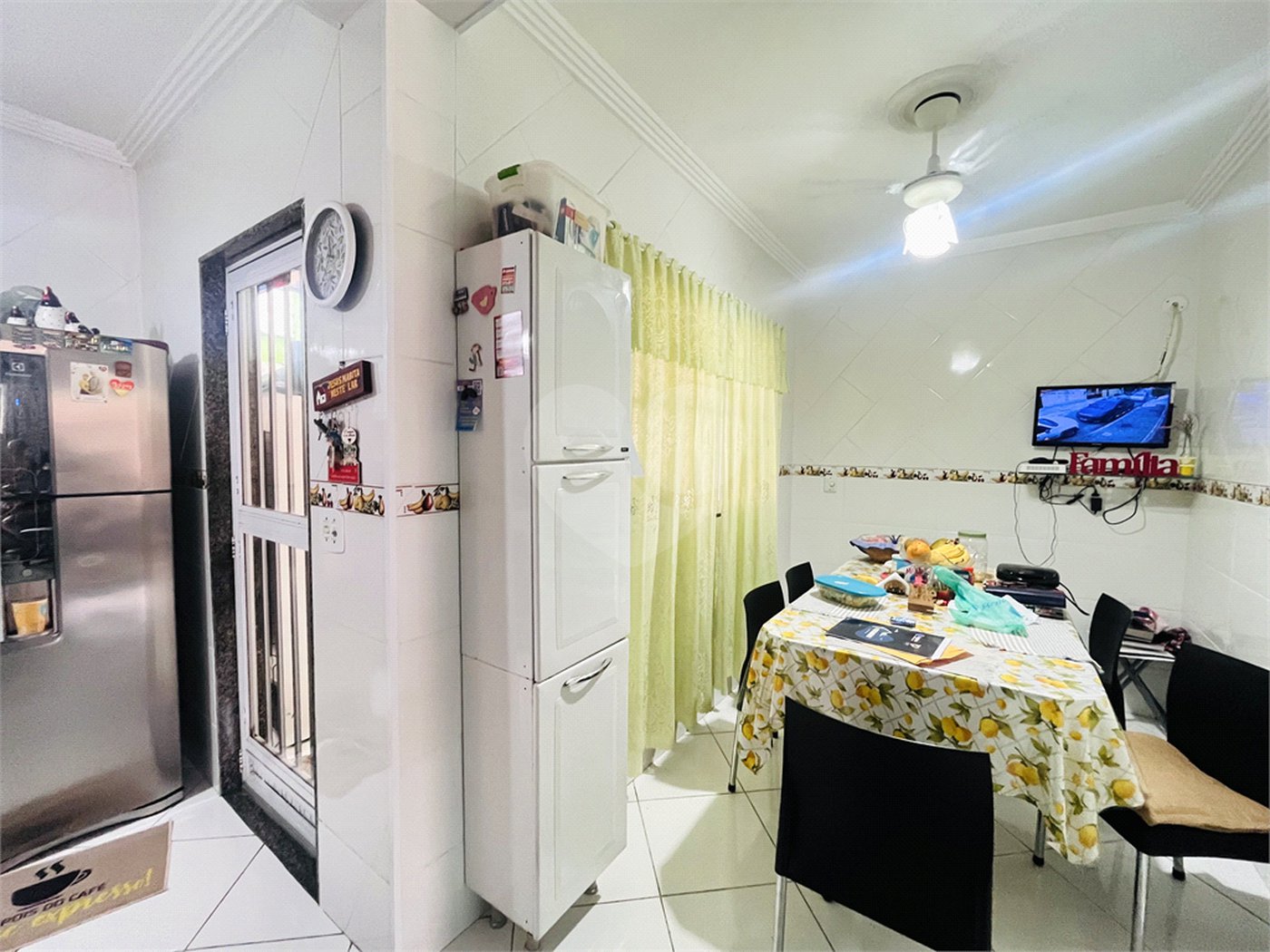 Casa à venda com 3 quartos, sendo 1 suíte, em Campo Grande, Rio de Janeiro, RJ