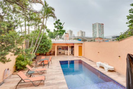 Casa à venda com 4 quartos, sendo 1 suíte, em Brooklin Paulista, São Paulo, SP
