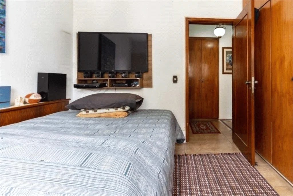 Apartamento à venda com 3 quartos, sendo 1 suíte, em Vila Andrade, São Paulo, SP