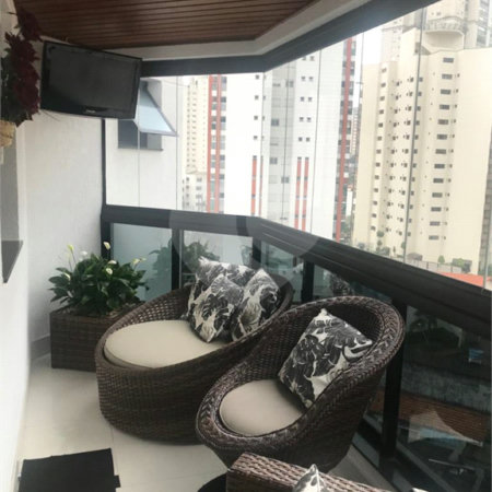 Apartamento à venda com 3 suítes em Vila Regente Feijó, São Paulo, SP