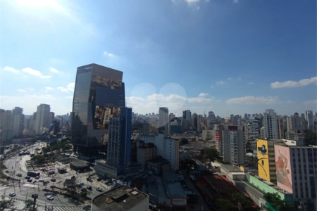 Apartamento à venda ou para alugar com 1 quarto em Pinheiros, São Paulo, SP