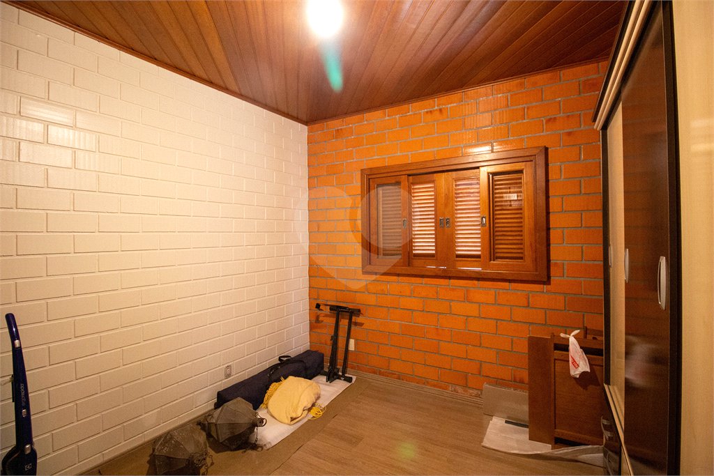 Chácara à venda com 4 quartos, sendo 2 suítes, em Jardim Oriental, Mairinque, SP