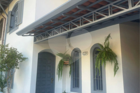 Sobrado à venda com 3 quartos, sendo 1 suíte, em Jardim Jussara, São Paulo, SP