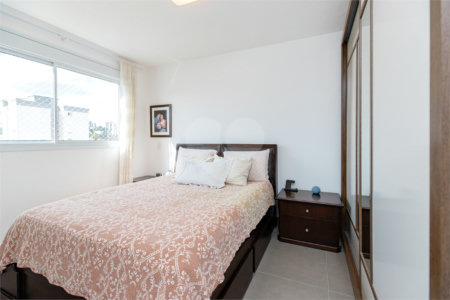 Apartamento à venda com 3 quartos, sendo 2 suítes, em Santo Amaro, São Paulo, SP