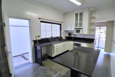Sobrado à venda com 3 quartos, sendo 1 suíte,  em Vila Mazzei, São Paulo, SP