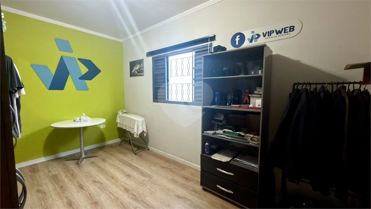 Sobrado à venda com 4 quartos, sendo 1 suíte, em Jardim Wanel Ville V, Sorocaba, SP