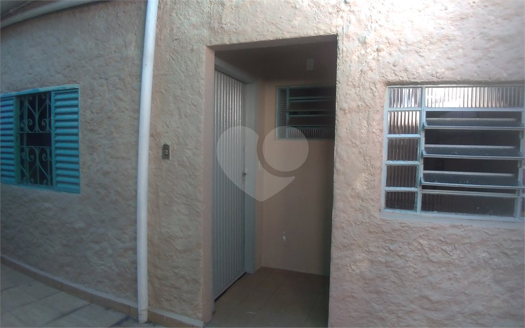 Casa Térrea à venda com 3 quartos, sendo 1 suíte, em Horto, São Paulo, SP