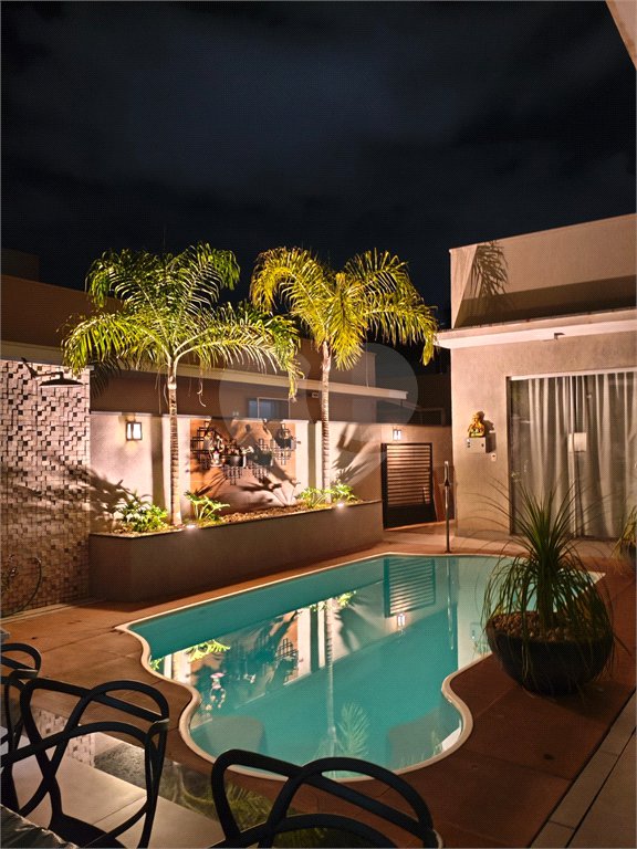 Casa à venda com 3 suítes em Carmo, Araraquara, SP