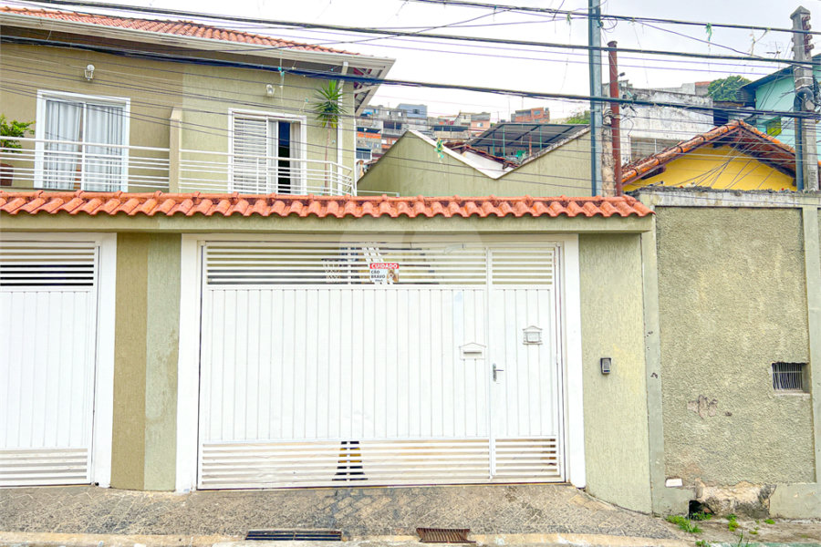 Casa à venda com 3 quartos, sendo 1 suíte,  no condomínio 658, São Paulo - SP