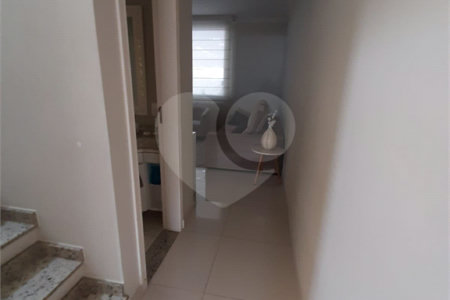 Sobrado à venda com 3 quartos, sendo 1 suíte, em Vila Suissa, Mogi das Cruzes, SP