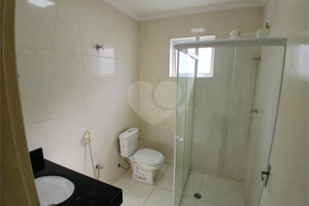 Sobrado à venda com 3 quartos em Vila Mazzei, São Paulo, SP