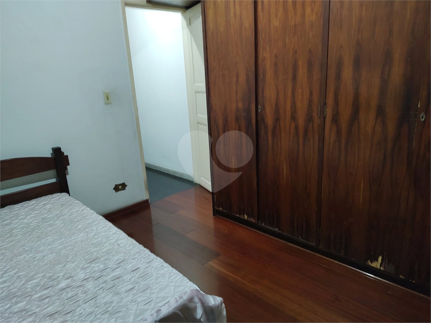 Casa à venda com 3 quartos, sendo 2 suítes, em Vila Nivi, São Paulo, SP
