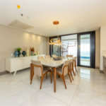 Casa à venda com 3 suítes no condomínio Reserva 8, São Paulo - SP