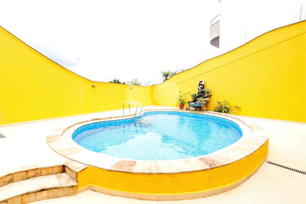 Casa à venda com 4 quartos, sendo 1 suíte, em Jardim Franca, São Paulo, SP